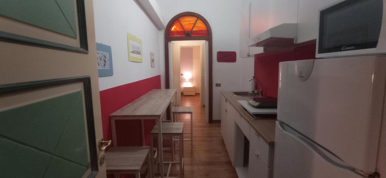 Onlyrooms III - Piazza Jenne Cagliari Luaran gambar