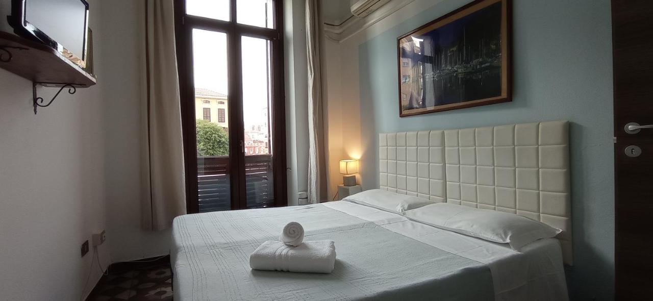 Onlyrooms III - Piazza Jenne Cagliari Luaran gambar