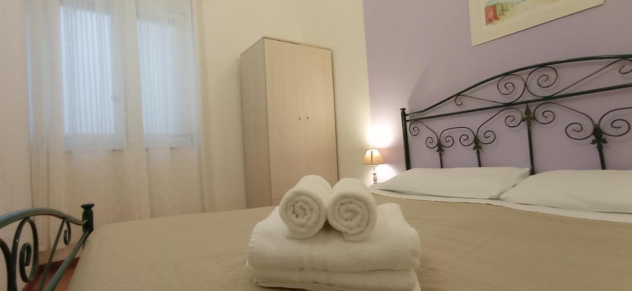 Onlyrooms III - Piazza Jenne Cagliari Luaran gambar