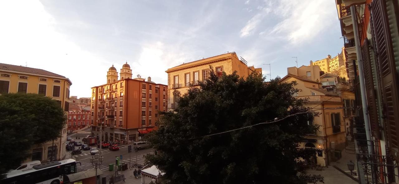 Onlyrooms III - Piazza Jenne Cagliari Luaran gambar