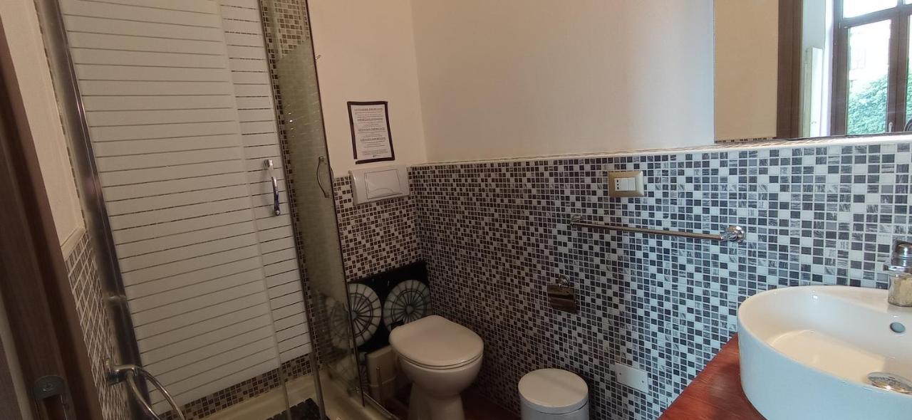Onlyrooms III - Piazza Jenne Cagliari Luaran gambar