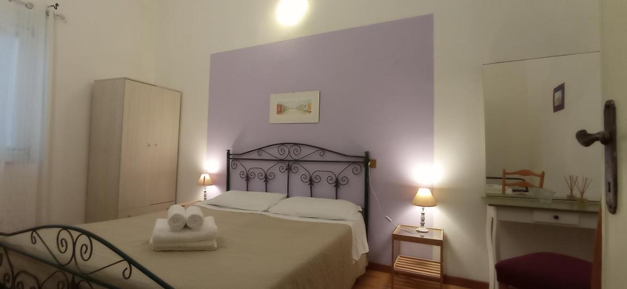 Onlyrooms III - Piazza Jenne Cagliari Luaran gambar