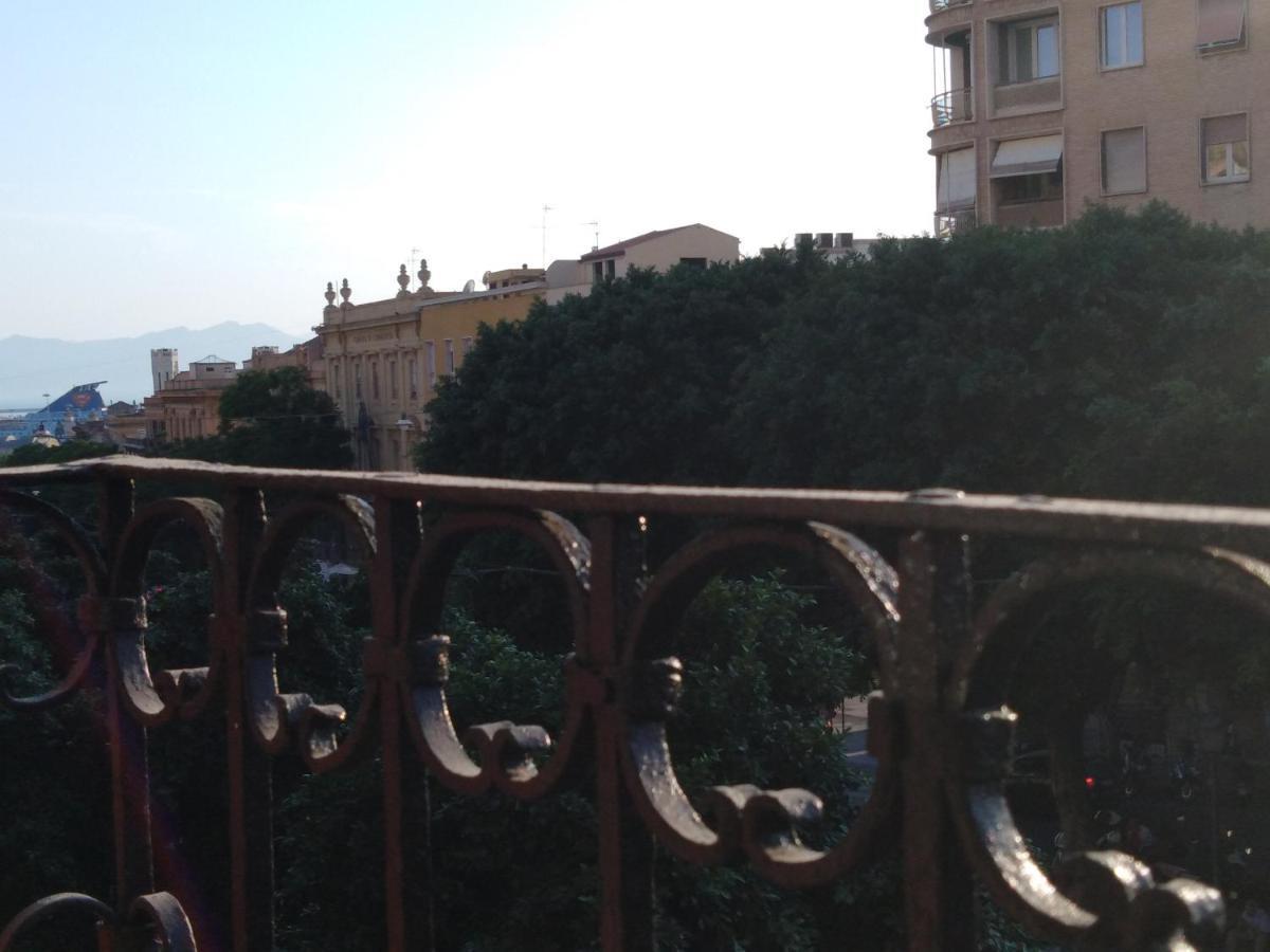Onlyrooms III - Piazza Jenne Cagliari Luaran gambar